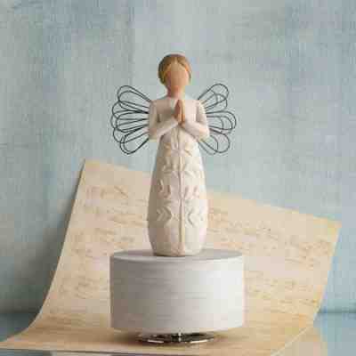 Willow Tree A Tree A Prayer Musical Figurine Plays "Amazing Grace"