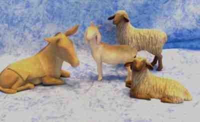 Willow Tree - "Sheltering Animals" For The Holy Family: Giving Warmth - 2012 NIB