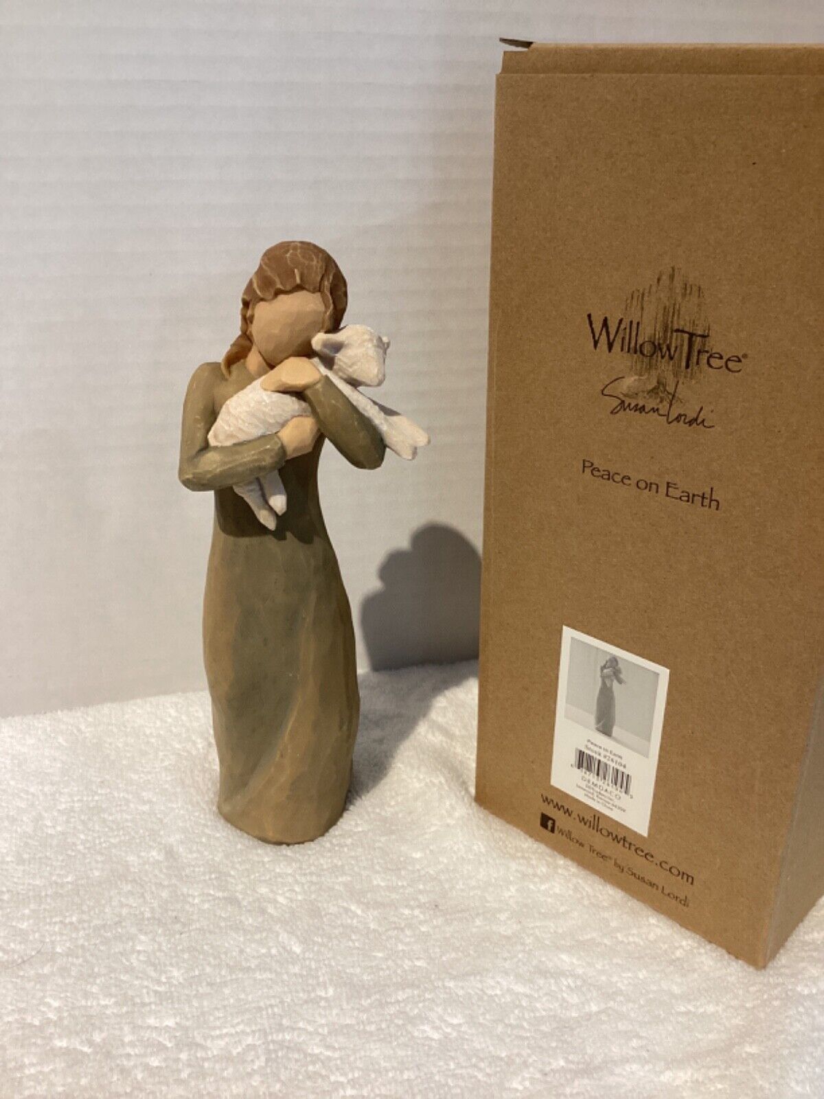 Willow Tree Peace on Earth Figurine #26104 New In Box