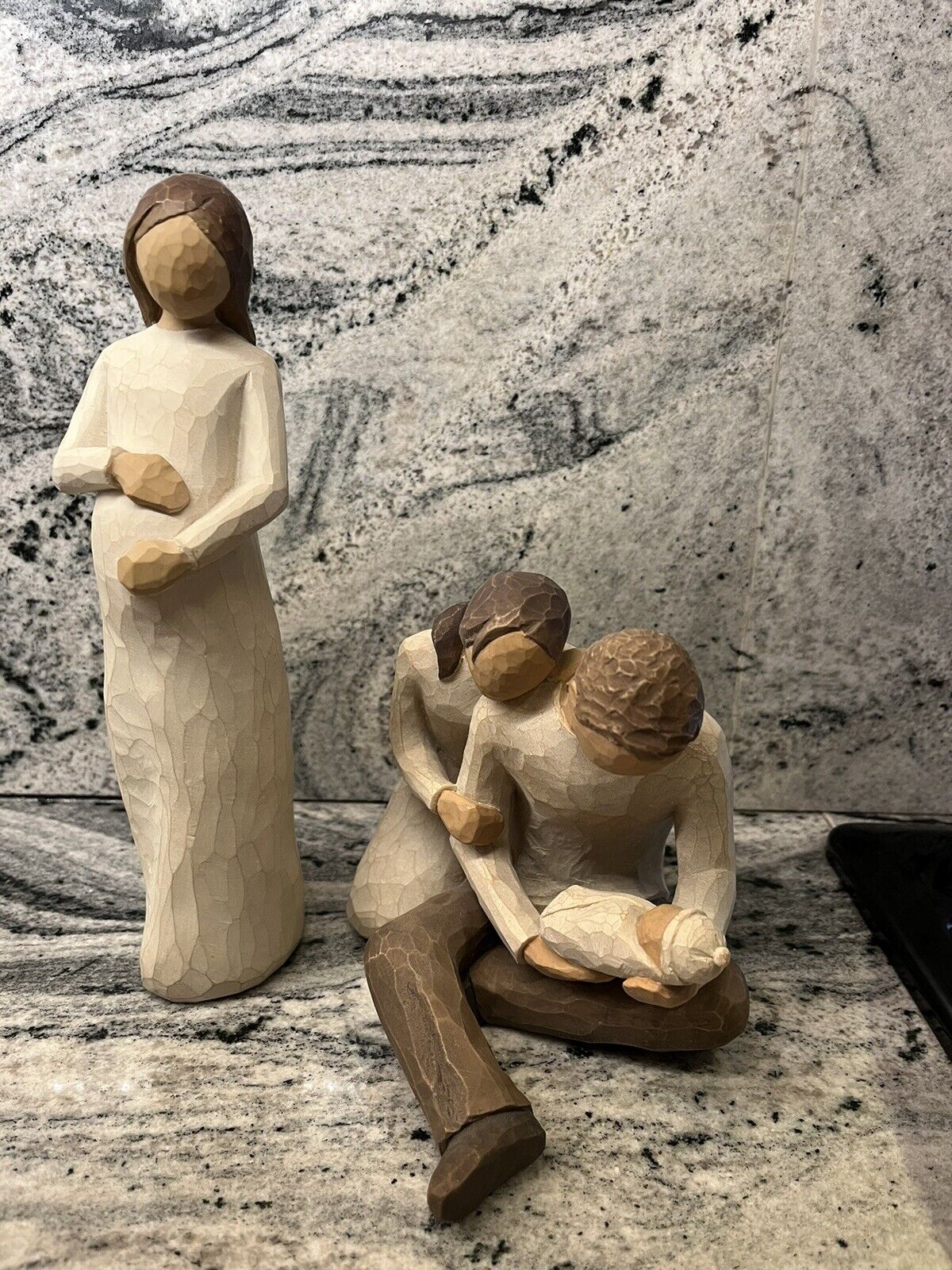 willow tree family  figurines lot