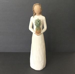 Willow Tree Hearth and Home 15" Susan Lordi DEMDACO Figure Woman Pineapple