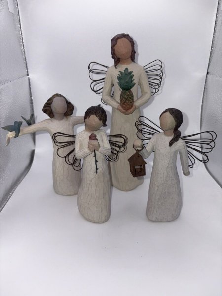Vintage Lot of 4 Willow Tree Figurines Collection- See Description
