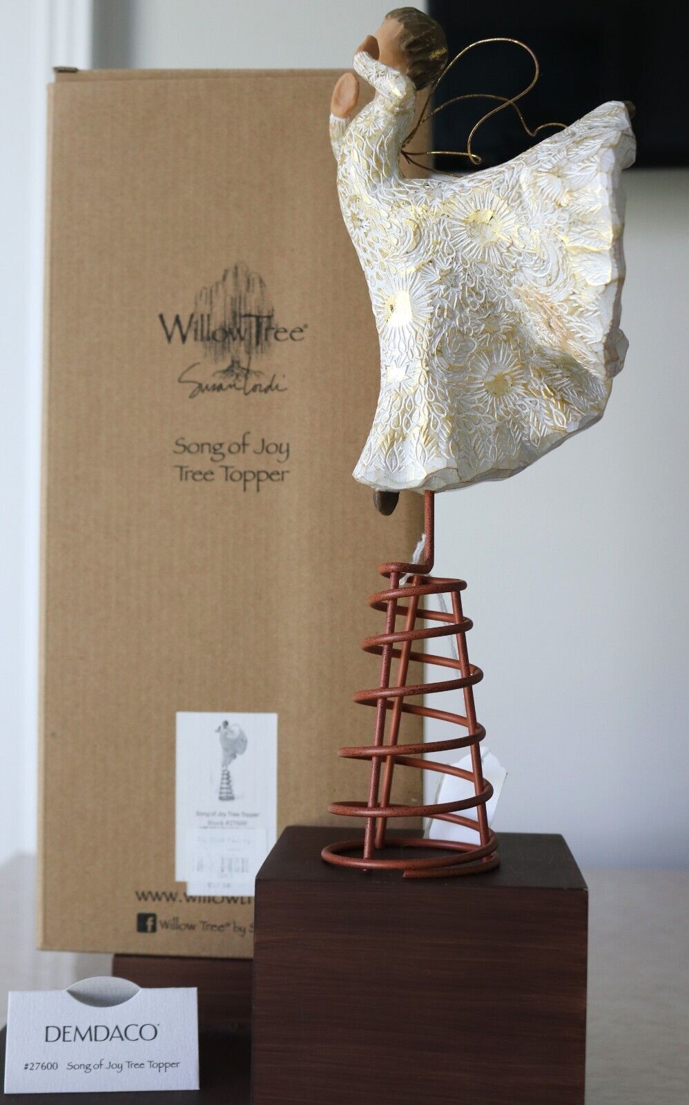 Willow Tree Song of Joy Tree Topper  2016 NIB Susan Lordi  #27600