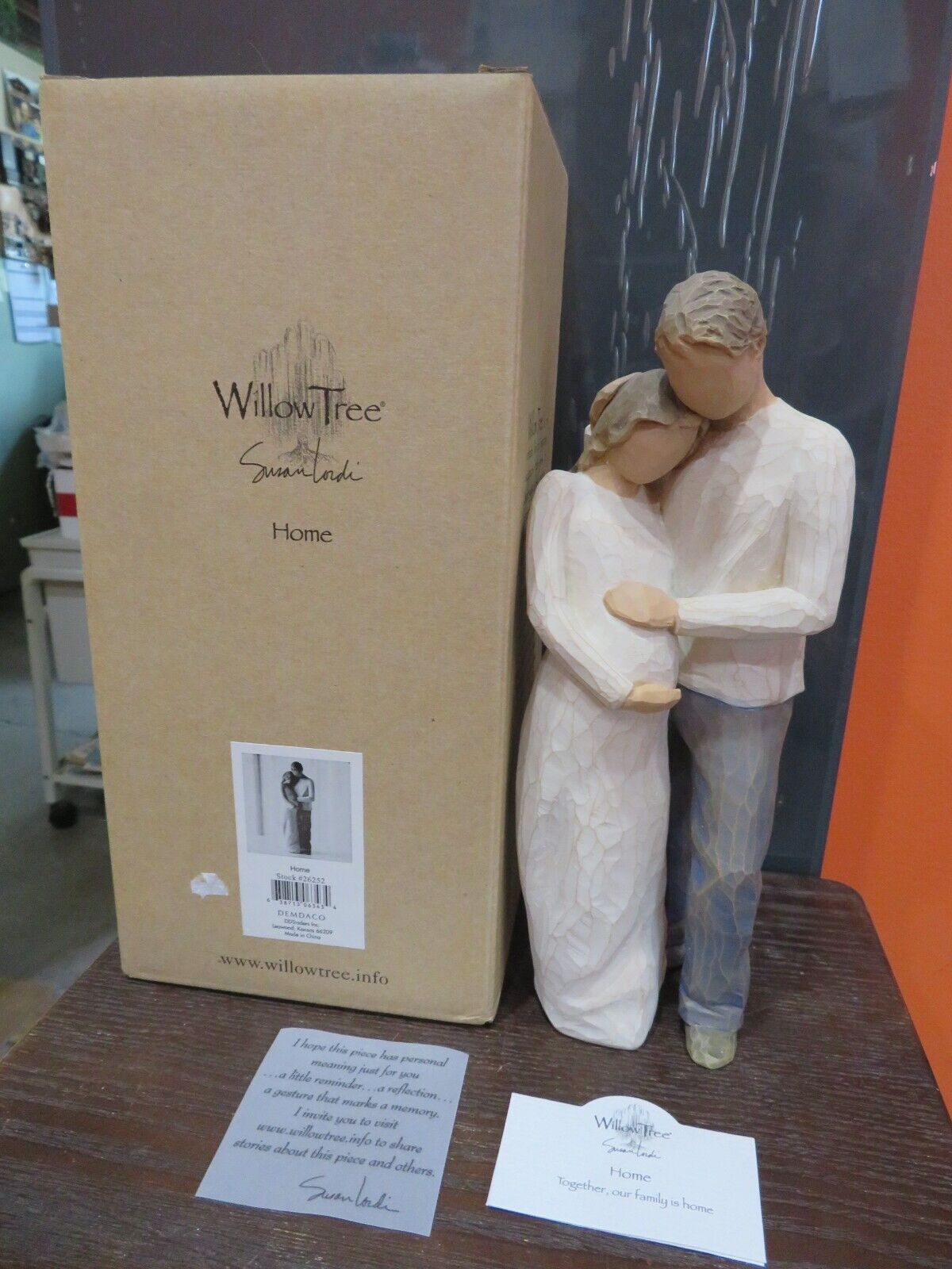 2010 Willow Tree HOME Pregnant mother New baby Couple Figurine Susan Lordi-NIB