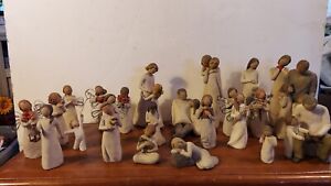 Large Lot Of Willow Tree Statues Figurines 24 Tolal (B13)
