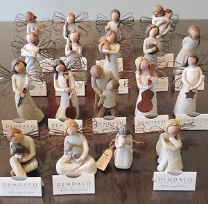 18 Willow Tree figurines lot in original  box and identification card