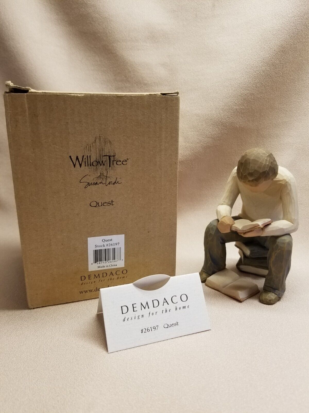 Willow Tree Figurine - Quest holding book - #26197 - With Box & Tag