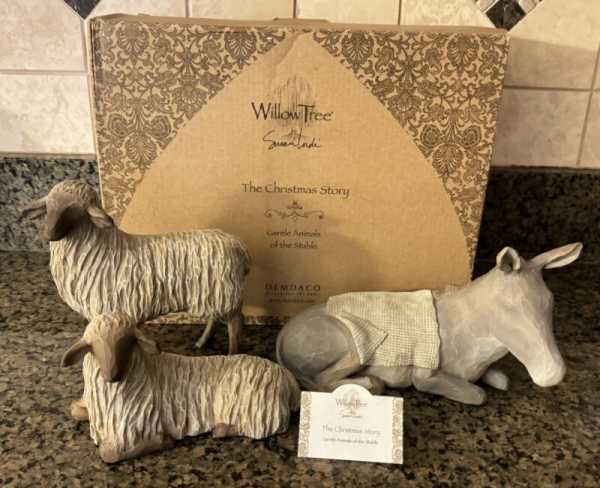 Willow Tree Gentle Animals of the Stable Christmas Story Nativity 2 Sheep Donkey