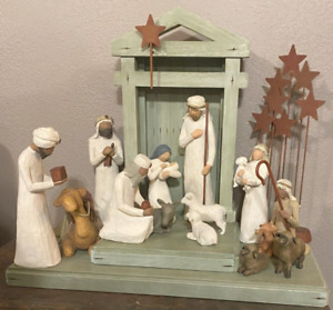 Willow Tree Nativity Scene with figures - 17 pieces w Creche
