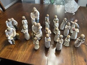Willow Tree figurines lot of 26