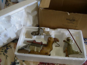 DEMDACO Willow Tree 26105 Shepherd And Stable Animals Nativity In Box READ DESC.