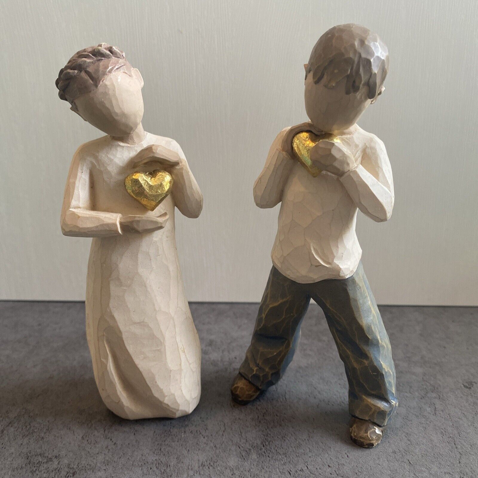 Willow Tree Boy And girl with Heart of Gold Susan Lordi 2004 DEMDACO Set Of 2