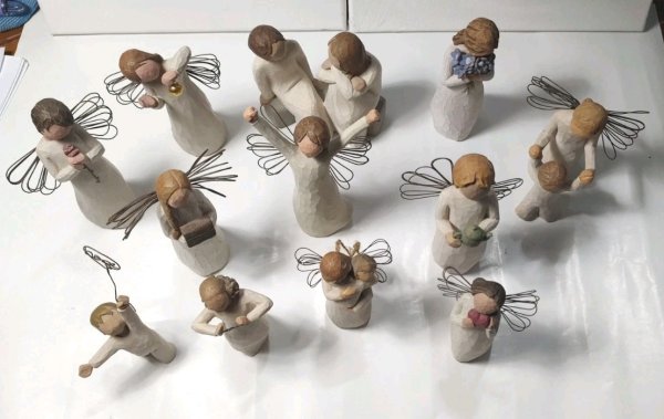 Willow Tree Angels Susan Lordi Family Figurines Lot Of 12