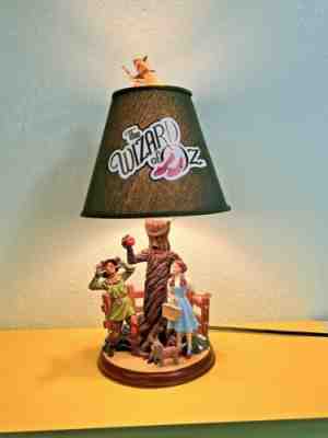 The Bradford Exchange The Wizard of OZ Dorothy and Scarecrow Lamp Toto Nice