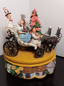 Rare WIZARD OF OZ MUNCHKINLAND CARRIAGE Figurine Glinda Dorthy San Francisco 04