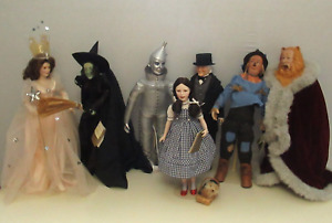Franklin Heirloom Wizard of Oz Set Of 7 Hand Painted Porcelain Doll Figures
