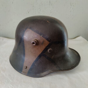 WW1 German M16 Helmet Soldier Field Painted Camouflage M1916 w/ Intact Liner