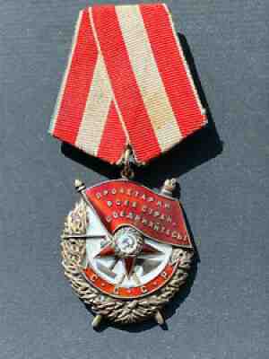 USSR WW2 Soviet Order of Red Banner with Document (s/n 199717) Issued in 1944