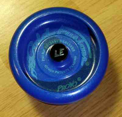 PROYO COLD FUSION LE Shiny BLACK & Sparkly BLUE yo-yo Modified Shape yoyo yo