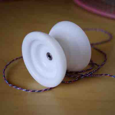 99¢ Rare Yoyo Auction! RecRev f(x) fx C-grade Delrin Ball Bearing Yoyo w/ wobble