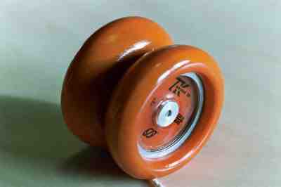 99¢ Yoyo Sale! Tom Kuhn TK Mini B Orange pocket wooden yo-yo MINT in BOX USA