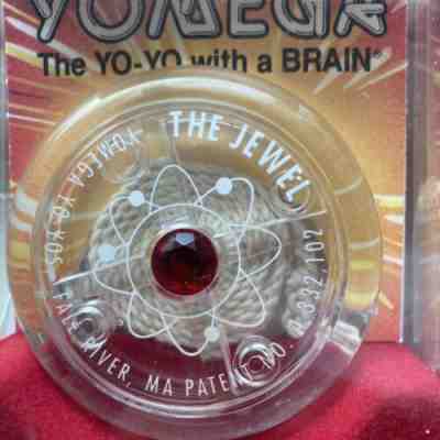 Vintage Yomega Yo-Yo “THE JEWEL” Brain - Never Opened In Original Box