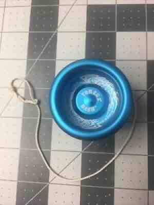 Yomega Dash Yo-yo H23010 Metal Aluminum Yoyo Blue Tribal Design