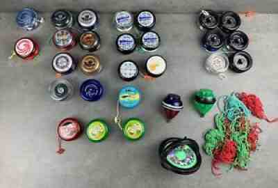 VTG YOMEGA YOYO 26 LOT FIRESTORM POWER SPIN RAIDER PROYO WILDFIRE WOOFER RB2