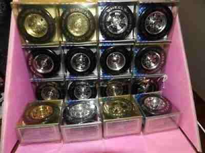 SET OF 16 VINTAGE DUNCAN WHEELS LONG SPIN YO-YO SILVER RIM W/DISPLAY NOS 1978