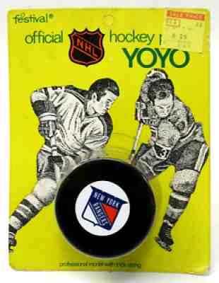 scarce 1973 Festival NEW YORK RANGERS Official NHL Hockey Team Puck yo-yo MOC