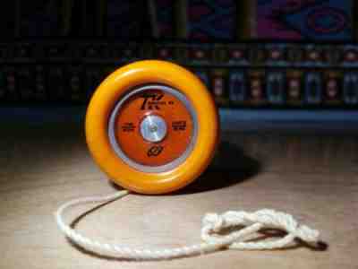 Rare HTF Tom Kuhn TK Mini B What's Next Orange Wooden Yo-Yo with string