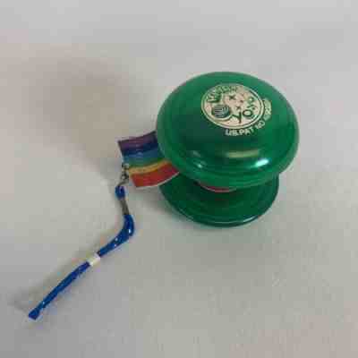 VTG Imperial Toy Co- Green HI-TECH Ez Go- Rainbow Ribbon Spinner YoYo Yo-Yo