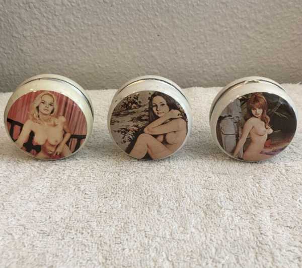 RARE (Set Of 3) Nude Women Vintage YoYos Metal Yo-Yo