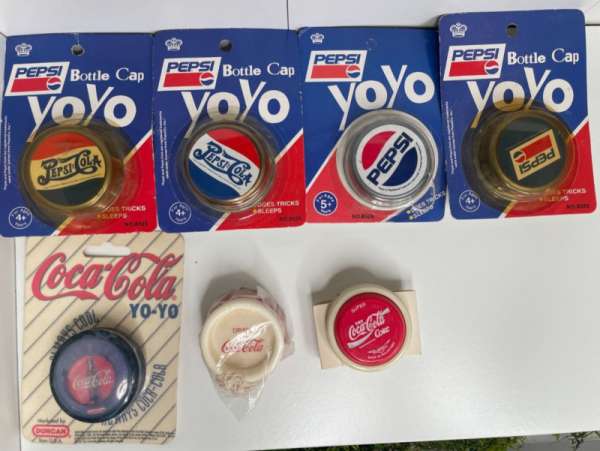 7 Vintage 1994 Coca-Cola and 1992 Pepsi-Cola Yo-Yos Sealed in original packaging