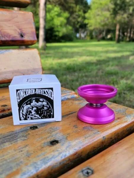 One Drop Yoyos Eclipse - Mint Condition Barely Thrown 2018 Yo-Yo Pink First Run