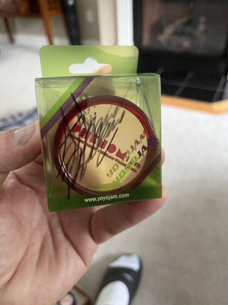 YoyoJam Phenomizm Hiroyuki Suzuki Autographed